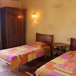 Maison Charmante A Avec Grand Jardin, Piscine Сasa de vacaciones Saint-Cybranet
