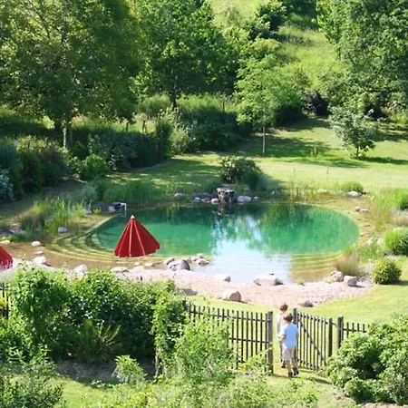 度假居 Maison Charmante A Avec Grand Jardin, Piscine *