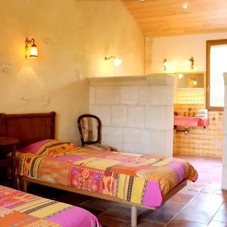 Maison Charmante A Avec Grand Jardin, Piscine Holiday home Saint-Cybranet