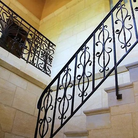 Semesterbostad Maison Charmante A Avec Grand Jardin, Piscine *