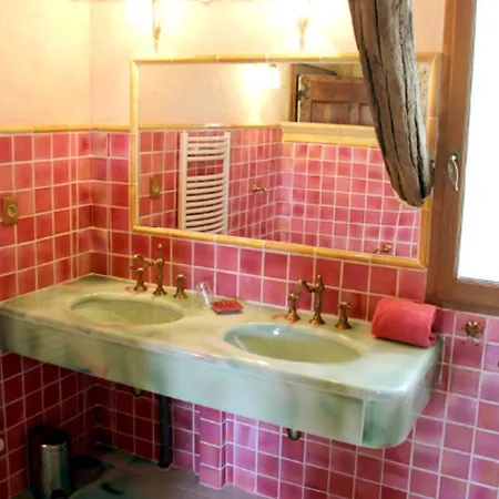 Maison Charmante A Avec Grand Jardin, Piscine Holiday home Saint-Cybranet