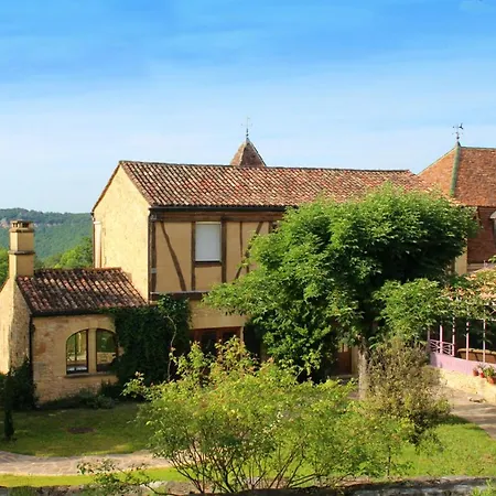 Maison Charmante A Avec Grand Jardin, Piscine *