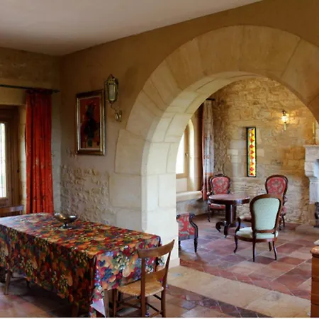 Maison Charmante A Avec Grand Jardin, Piscine *