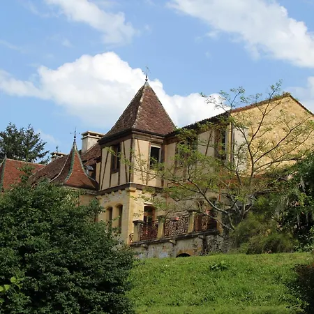 Maison Charmante A Avec Grand Jardin, Piscine