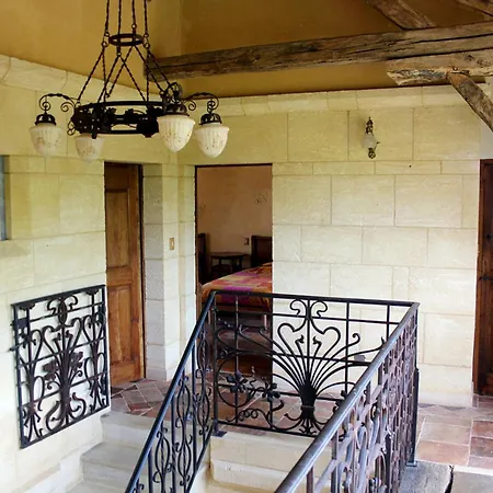 Maison Charmante A Avec Grand Jardin, Piscine 度假居